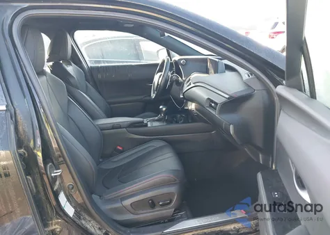 2022 Lexus Ux 250H F Sport z USA, uszkodzony, nr VIN JTHR9JBH3N2057776